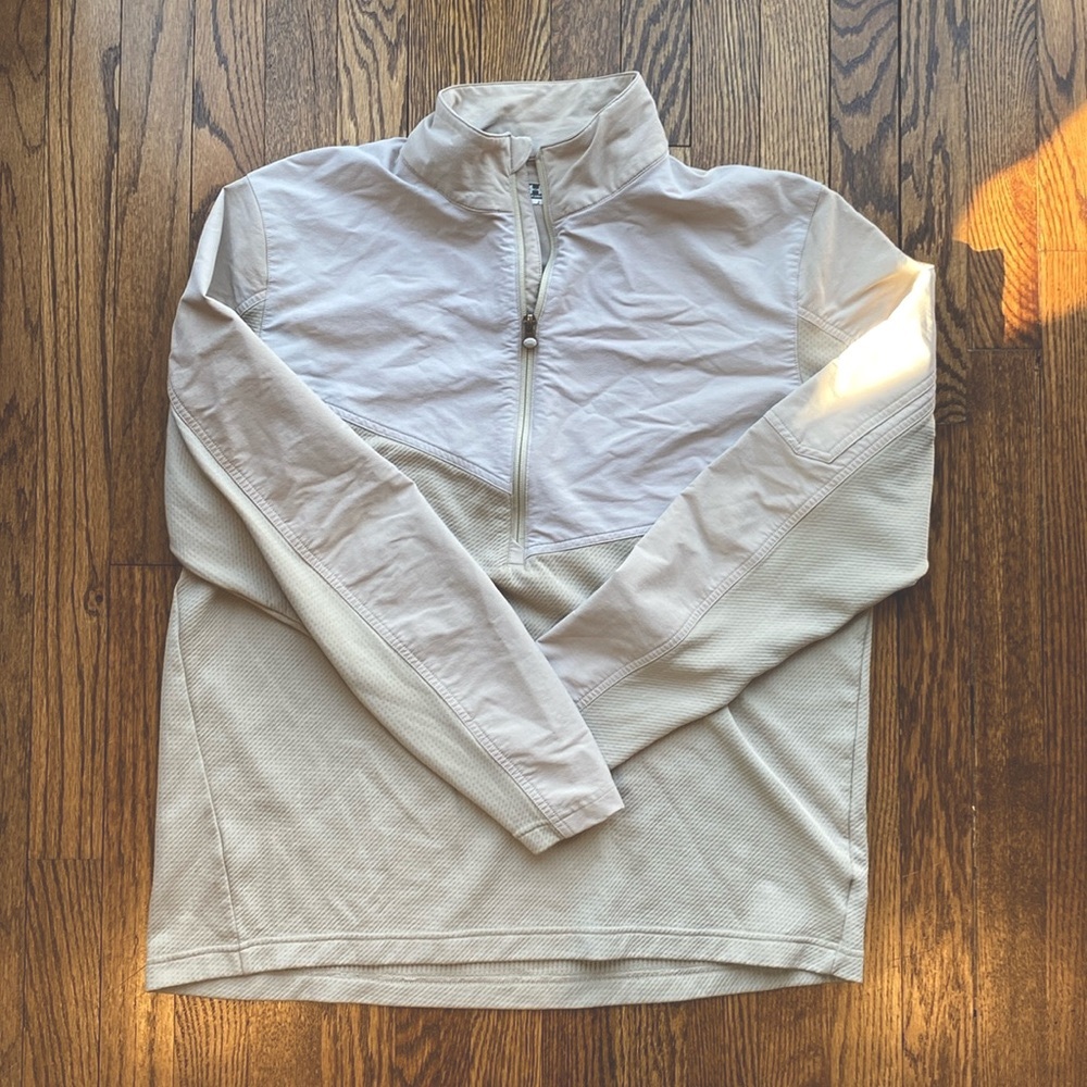 UA Men’s pullover